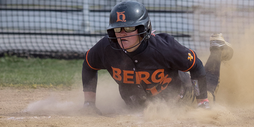 Softball Doubleheader vs. Hiram